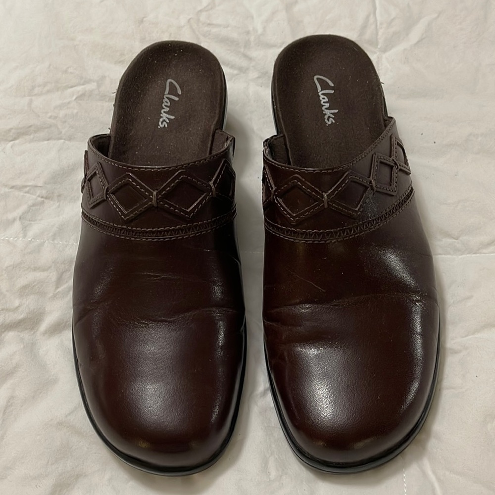 Clarks Women’s Brown Mule Clogs Size 9